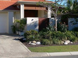 contemporary-gates-21