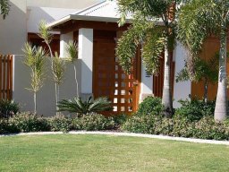 contemporary-gates-39