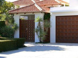 contemporary-gates-43