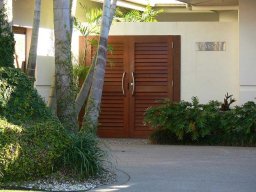 contemporary-gates-50