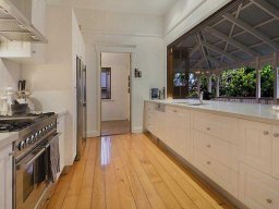 bifold-windows-25