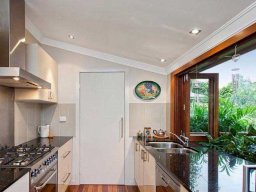 bifold-windows-27