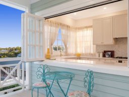 bifold-windows-48
